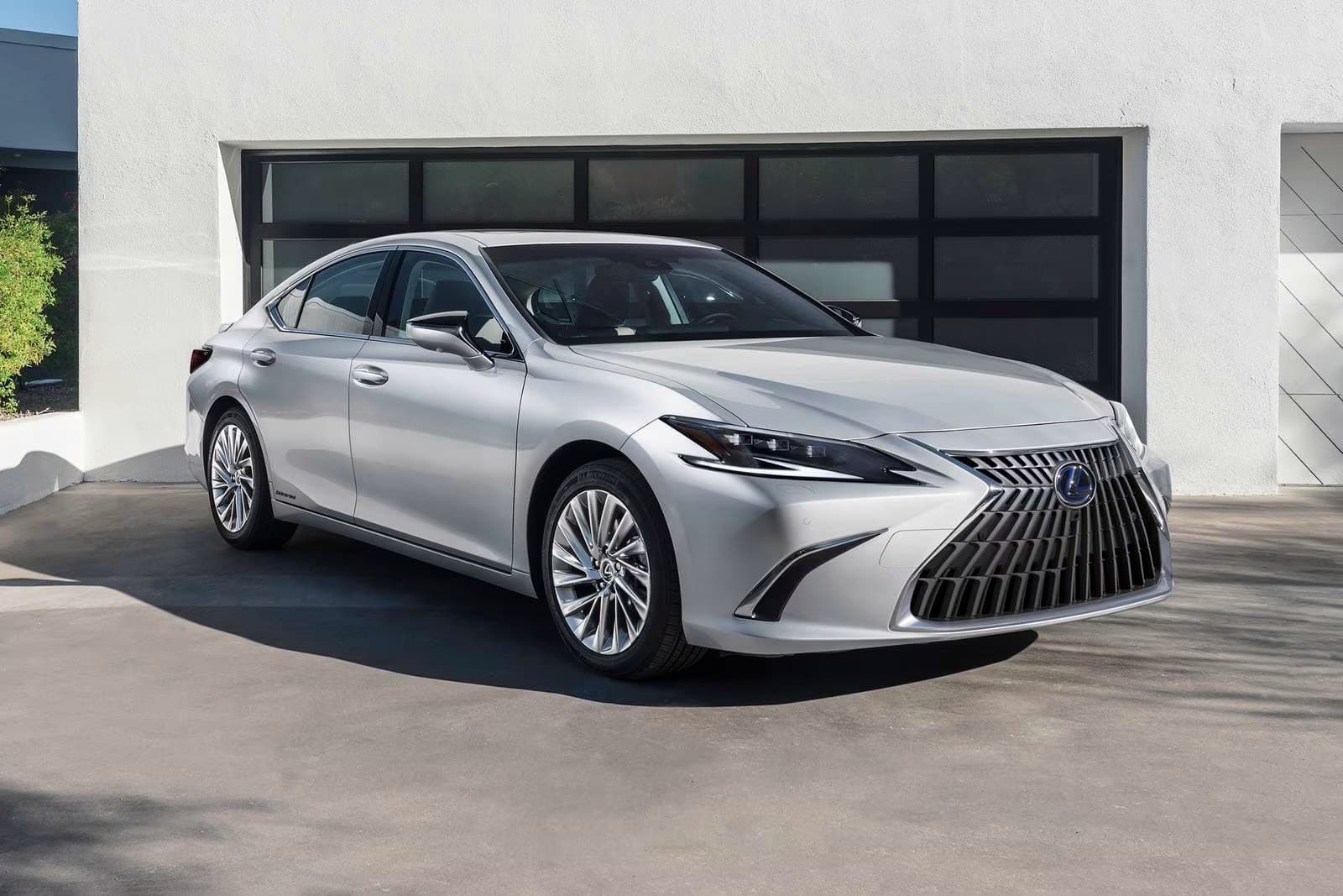 Lexus ES300h — ASLM fleet vehicle